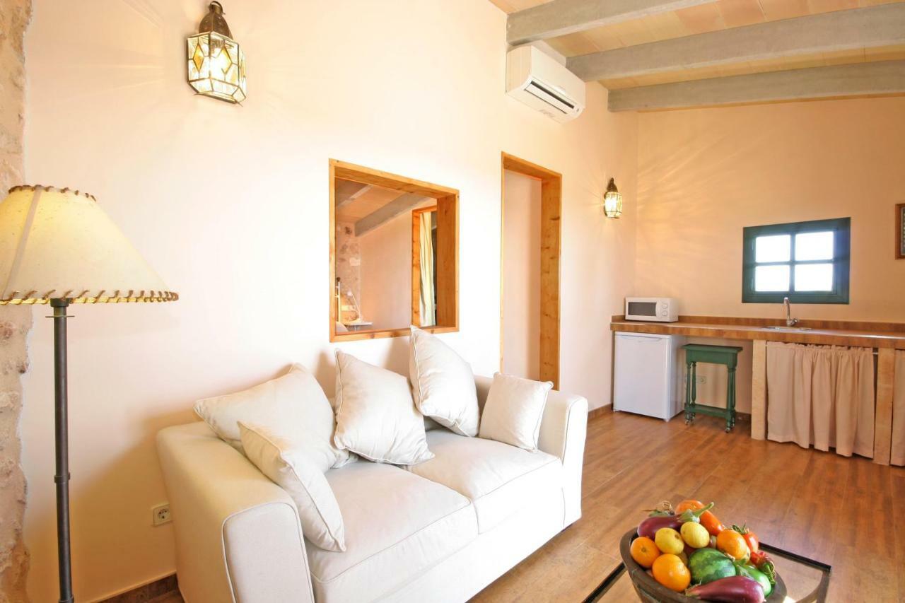 Finca Agroturismo Sa Cova Den Borino 坎波斯 外观 照片